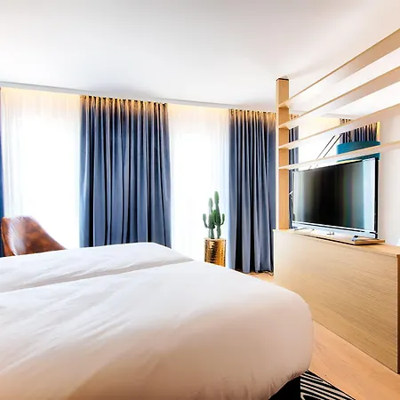 Nyx By Leonardo Hotel