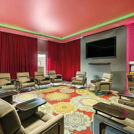 Hotel Nyx By Leonardo 4*