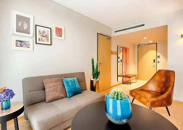 Hotel Nyx By Leonardo 4*